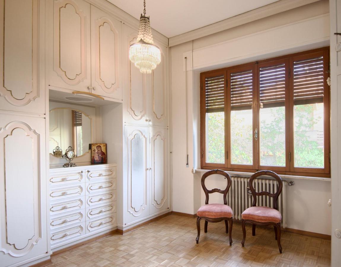 Villa Degli Ulivi Маса Маритима Екстериор снимка