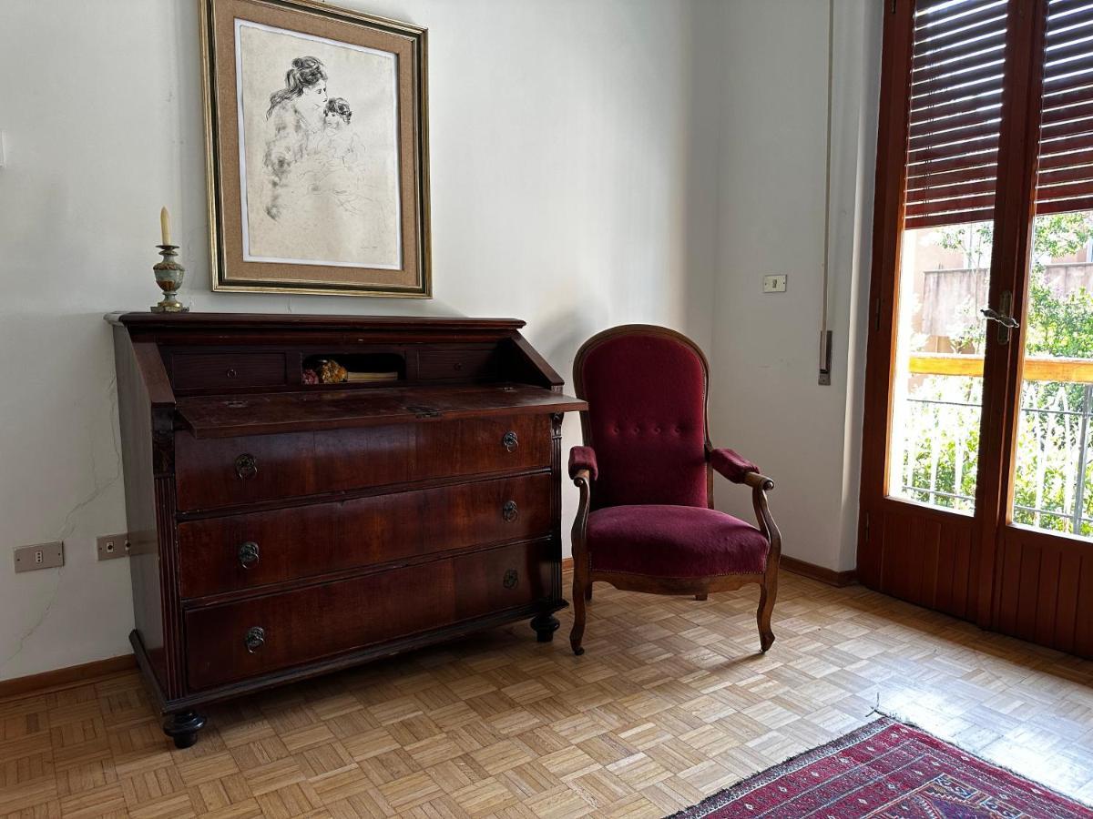 Villa Degli Ulivi Маса Маритима Екстериор снимка