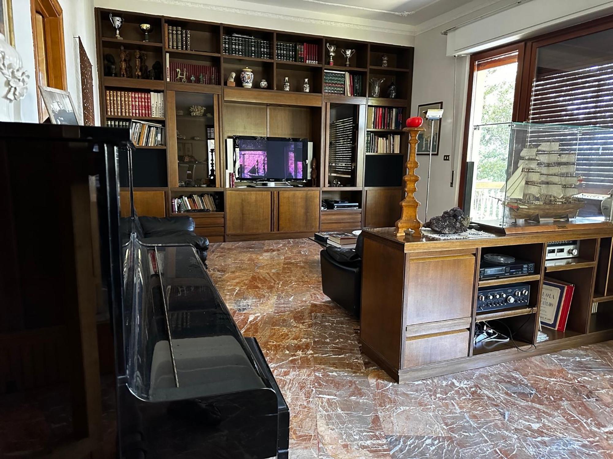Villa Degli Ulivi Маса Маритима Екстериор снимка